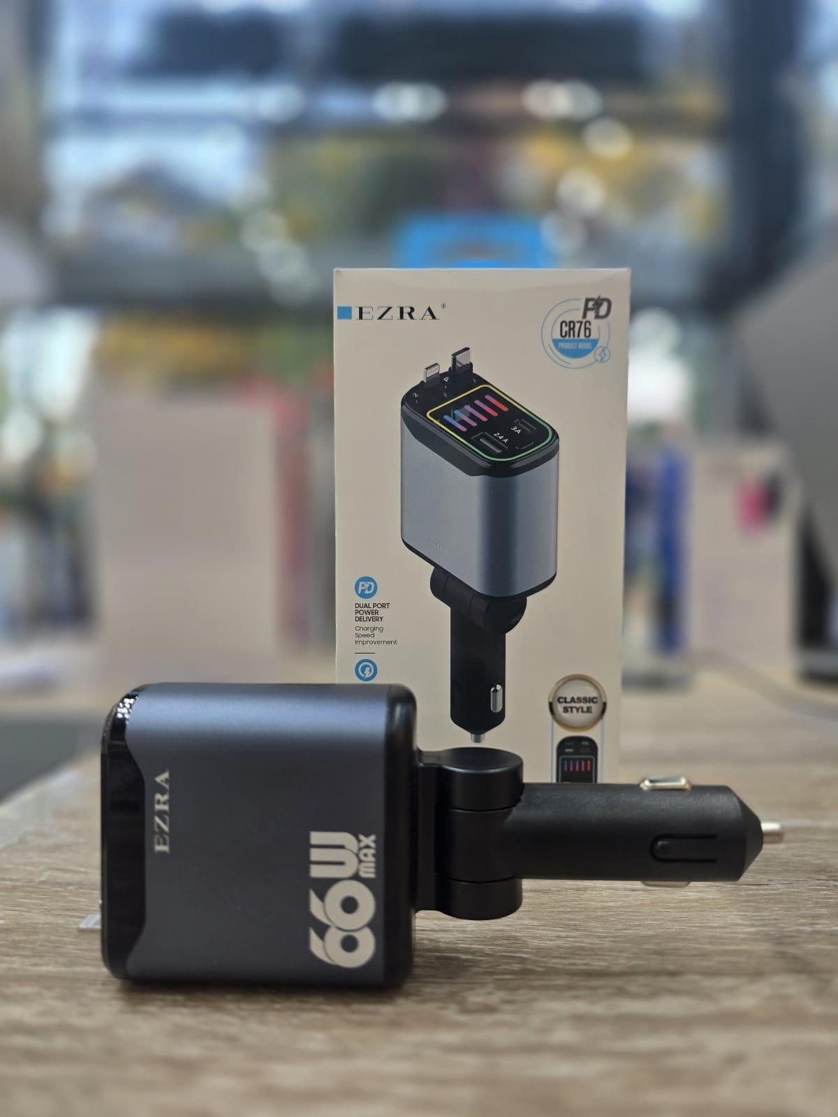 Cargador Auto Ezra 4 en 1