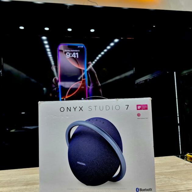 PARLANTE ONYX STUDIO 7