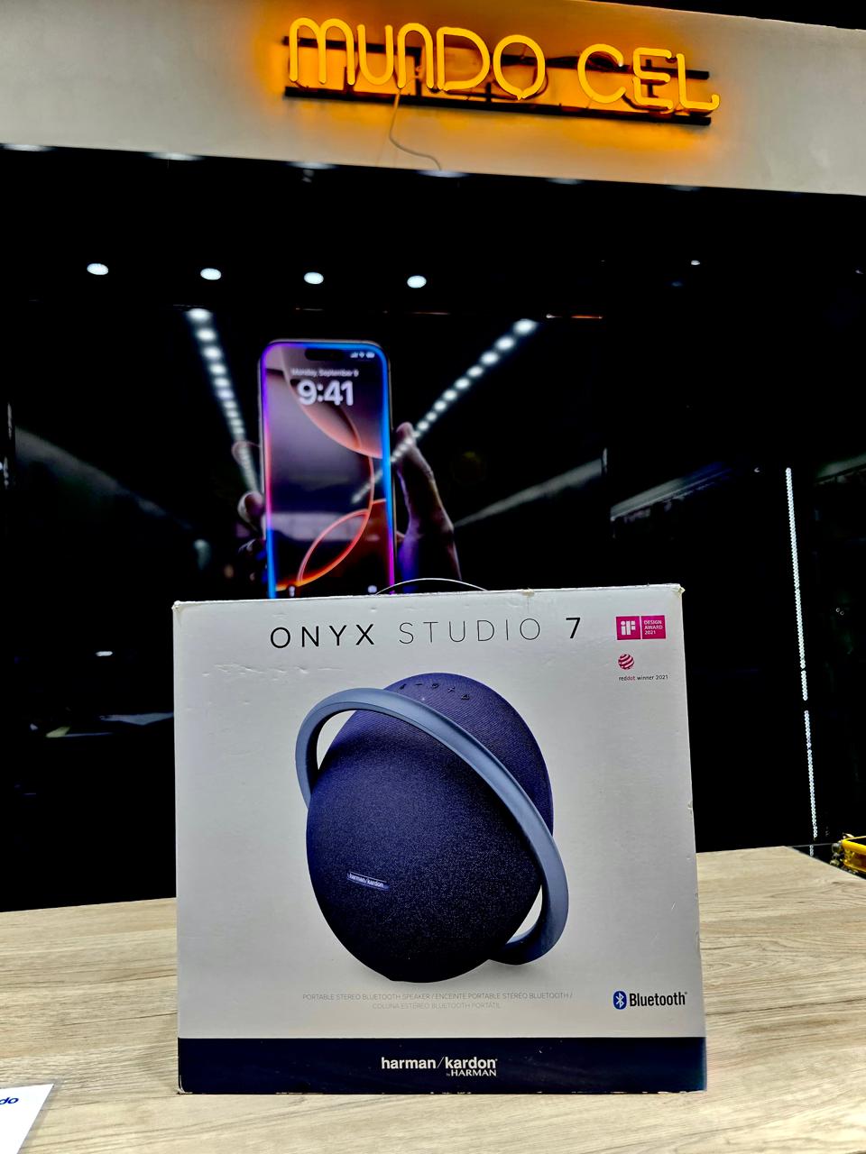 PARLANTE ONYX STUDIO 7