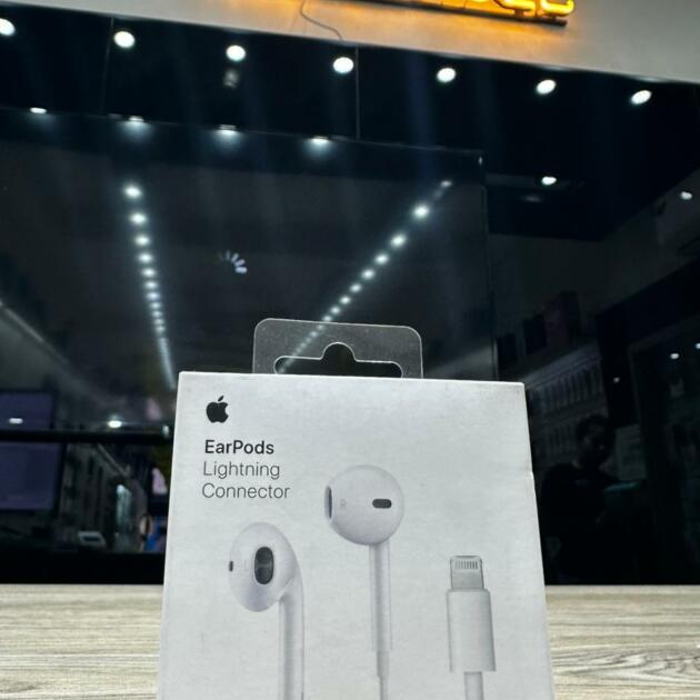 Auricular Con Cable Para Iphone Ficha Lightning Micrófono