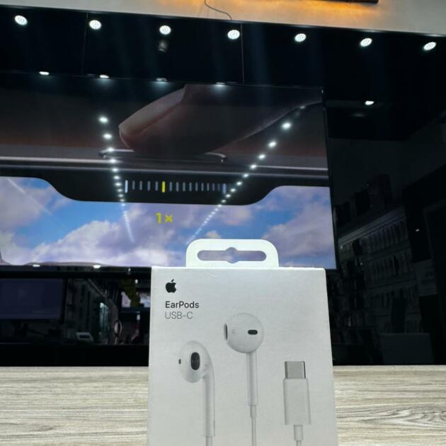 Auricular Con Cable Iphone Ficha C Original