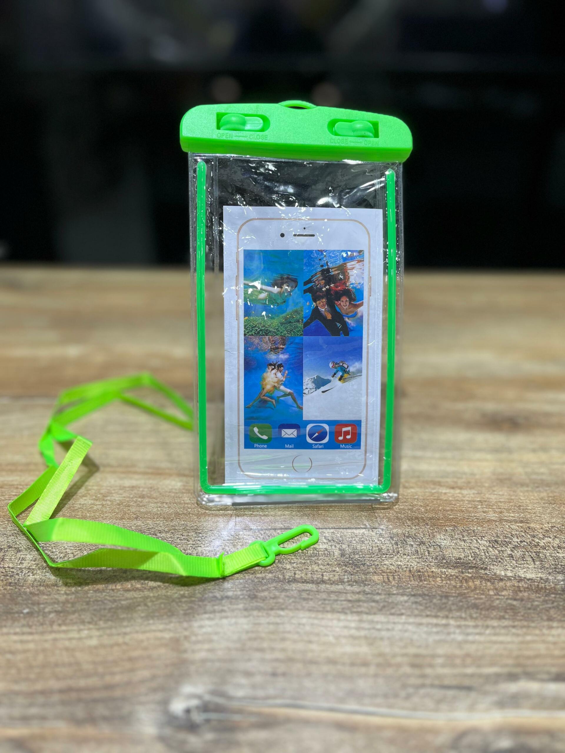 FUNDA SUMERGIBLE PARA CELULAR VERDE